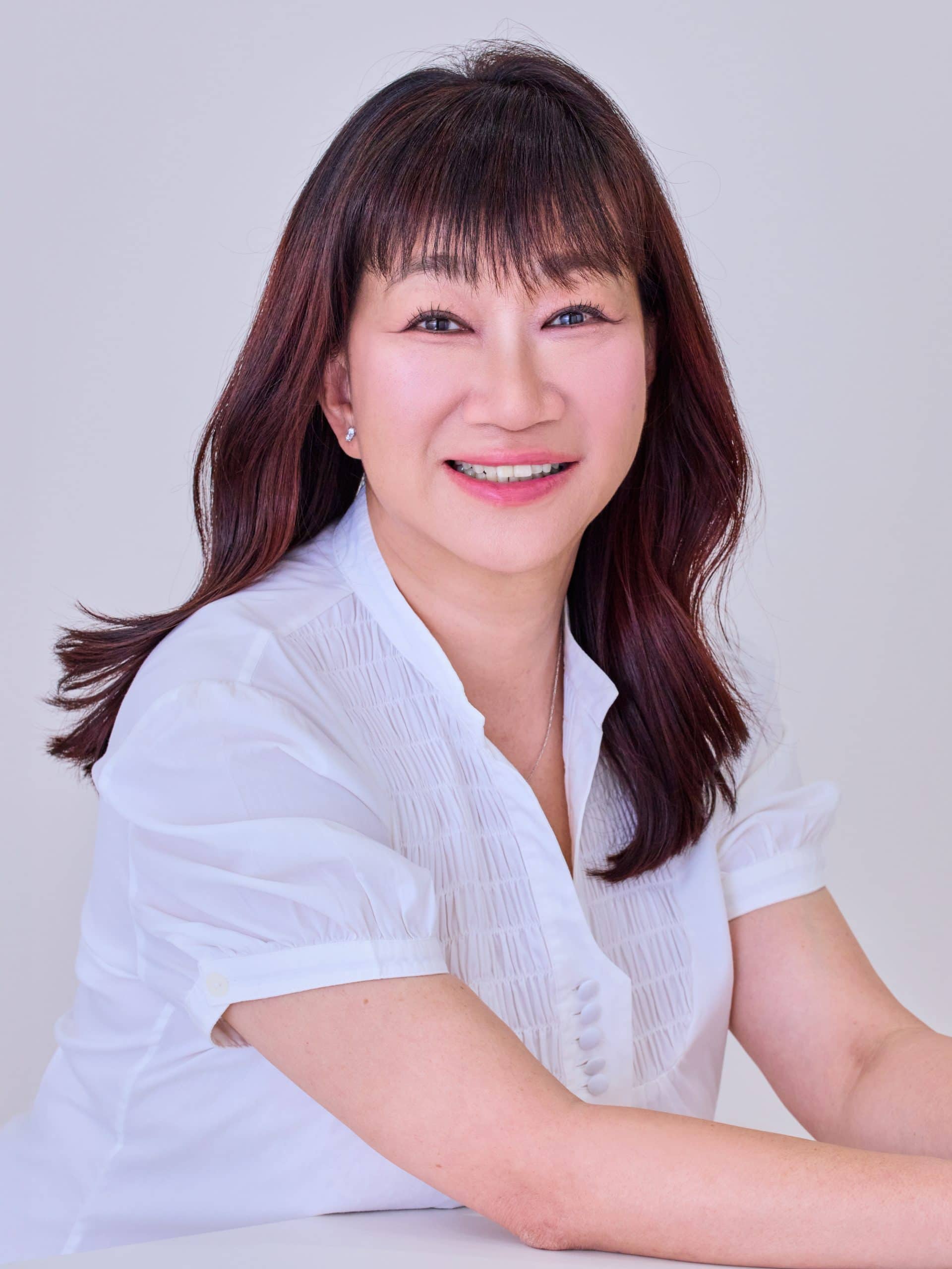Dr Lim Lii